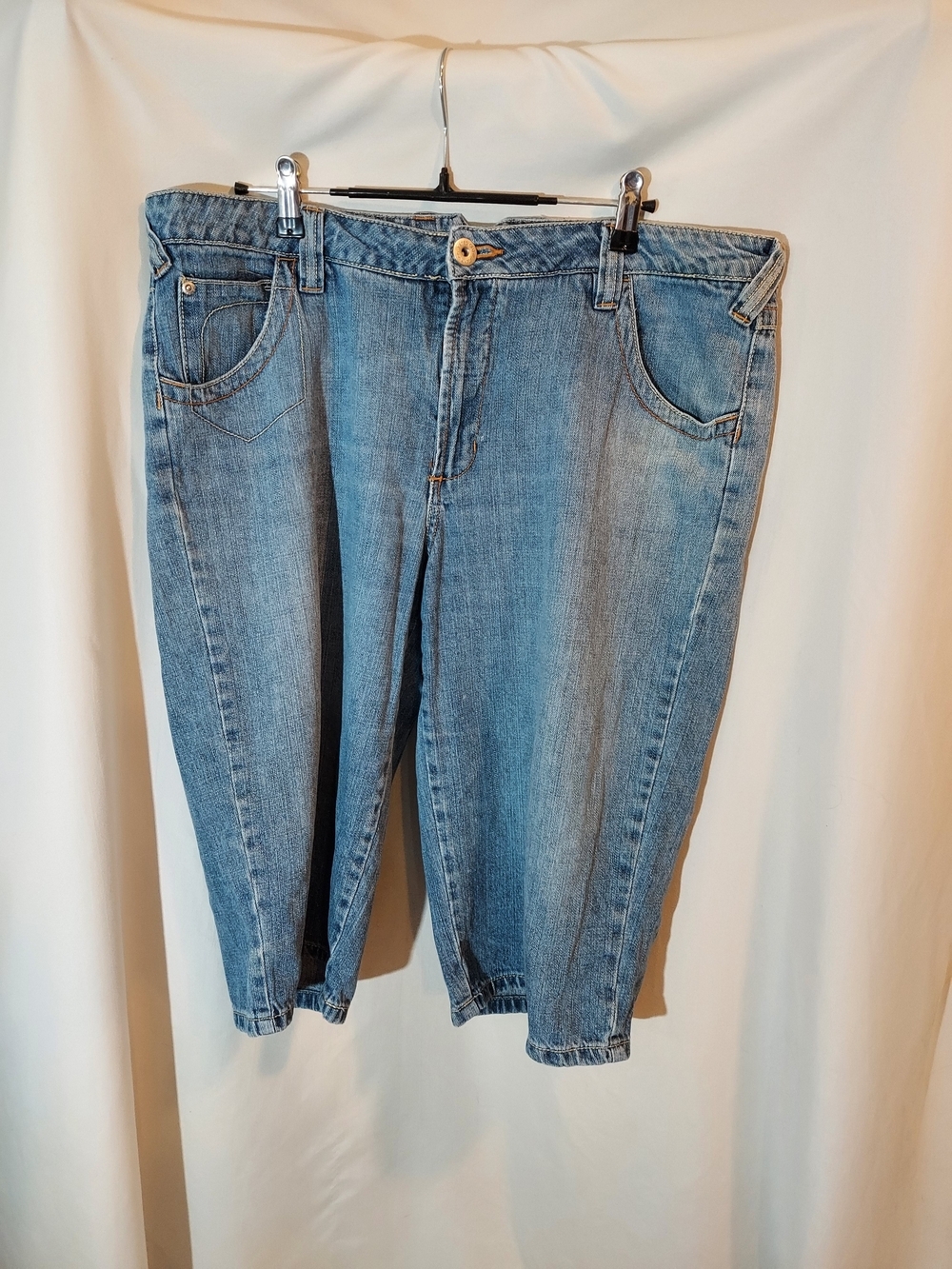 Vintage Faded Glory Light Blue Women's Denim Bermudas 16